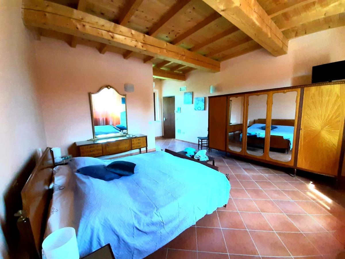 فيلا Agriturismo Il Sole Rivarolo del Re ed Uniti المظهر الخارجي الصورة