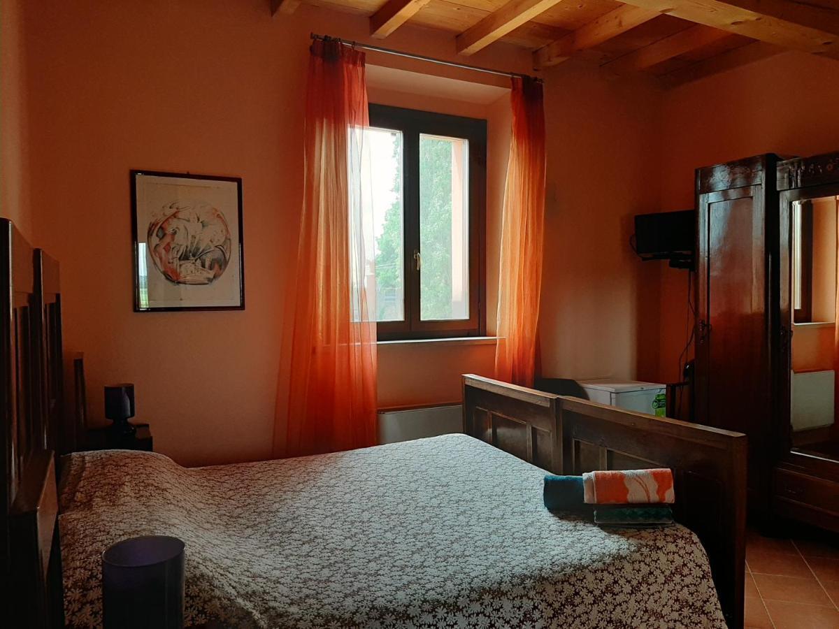 فيلا Agriturismo Il Sole Rivarolo del Re ed Uniti المظهر الخارجي الصورة