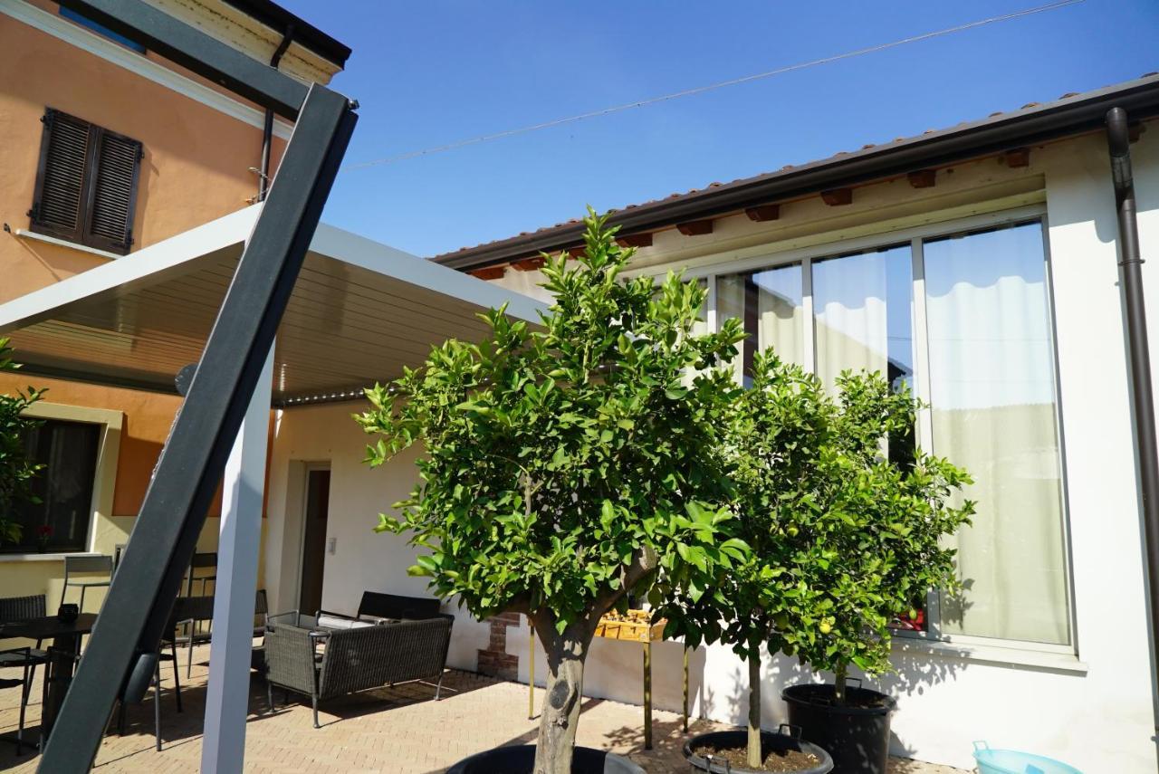 فيلا Agriturismo Il Sole Rivarolo del Re ed Uniti المظهر الخارجي الصورة