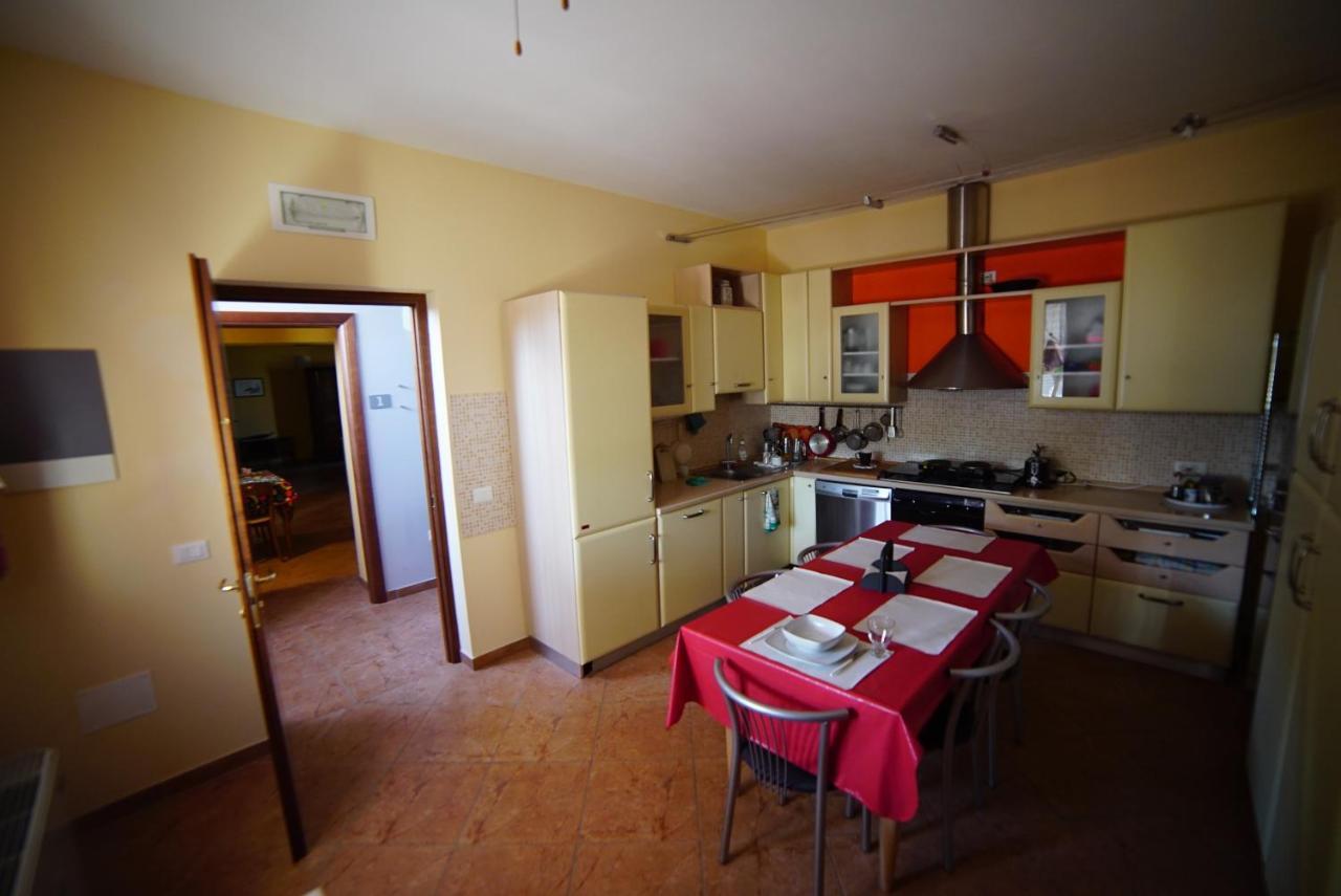 فيلا Agriturismo Il Sole Rivarolo del Re ed Uniti المظهر الخارجي الصورة