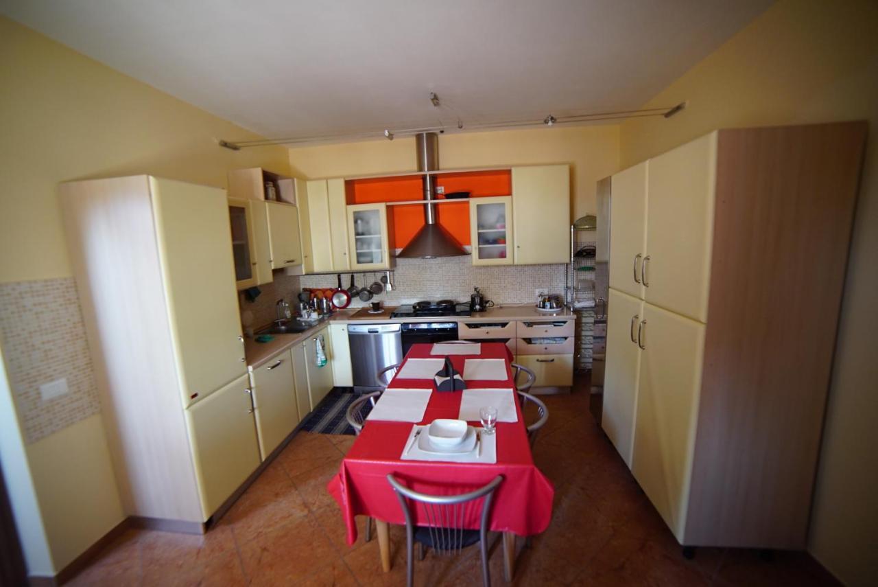 فيلا Agriturismo Il Sole Rivarolo del Re ed Uniti المظهر الخارجي الصورة
