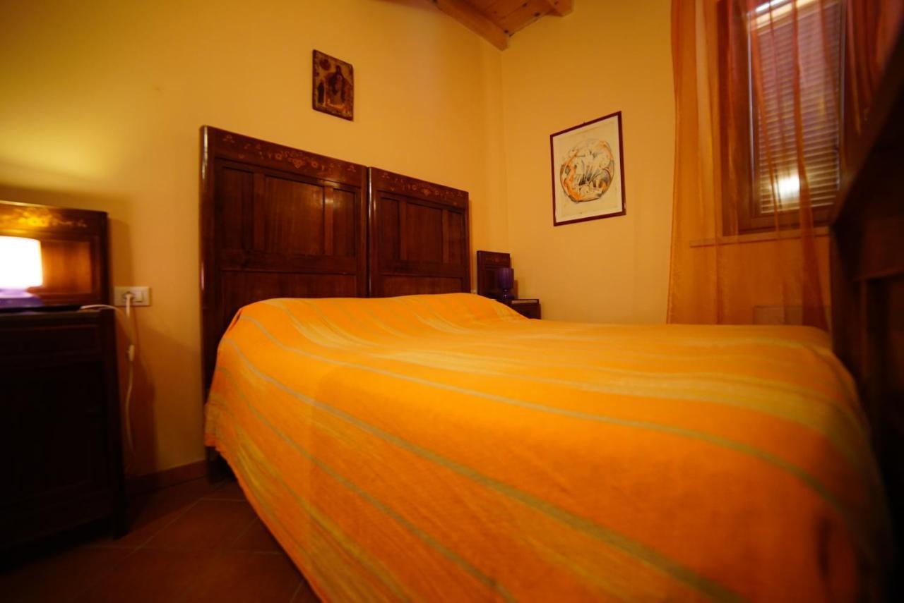 فيلا Agriturismo Il Sole Rivarolo del Re ed Uniti المظهر الخارجي الصورة