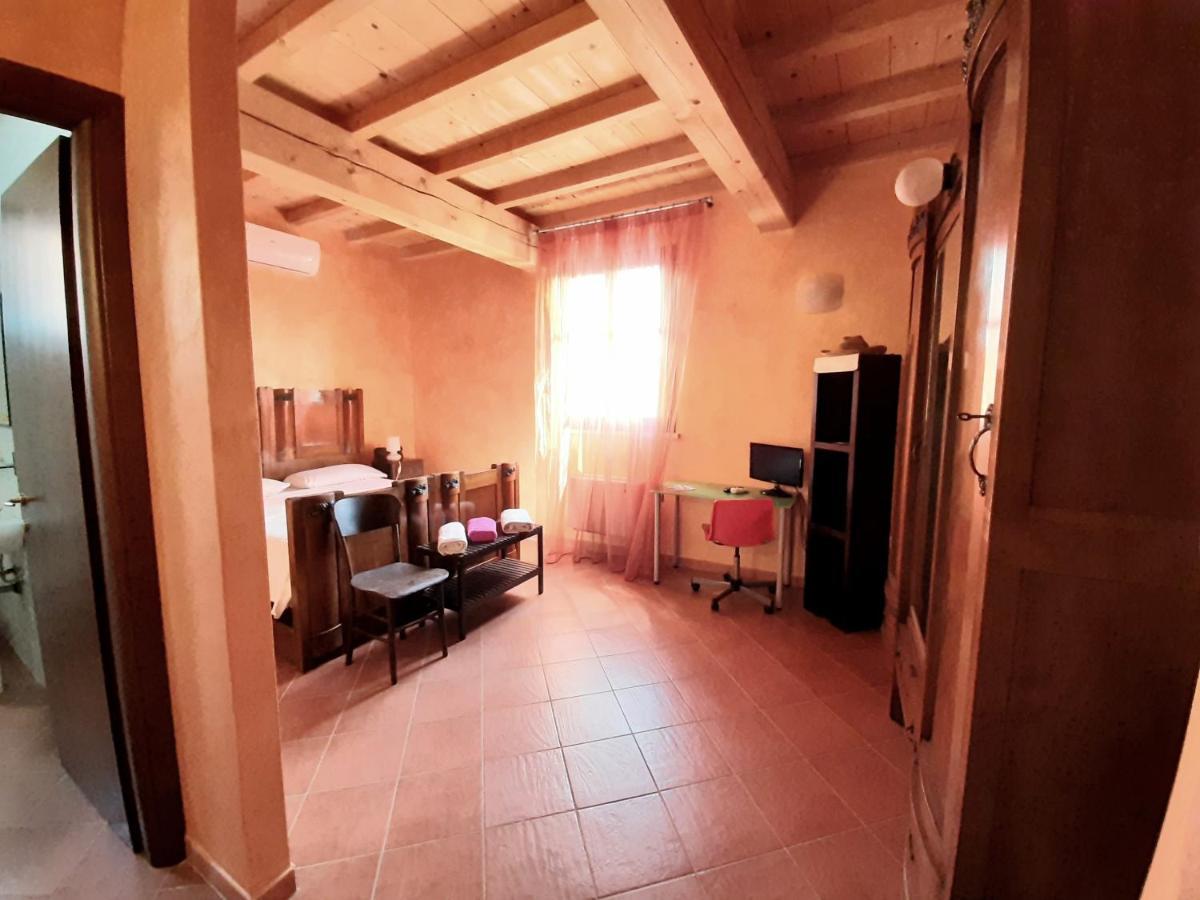 فيلا Agriturismo Il Sole Rivarolo del Re ed Uniti المظهر الخارجي الصورة