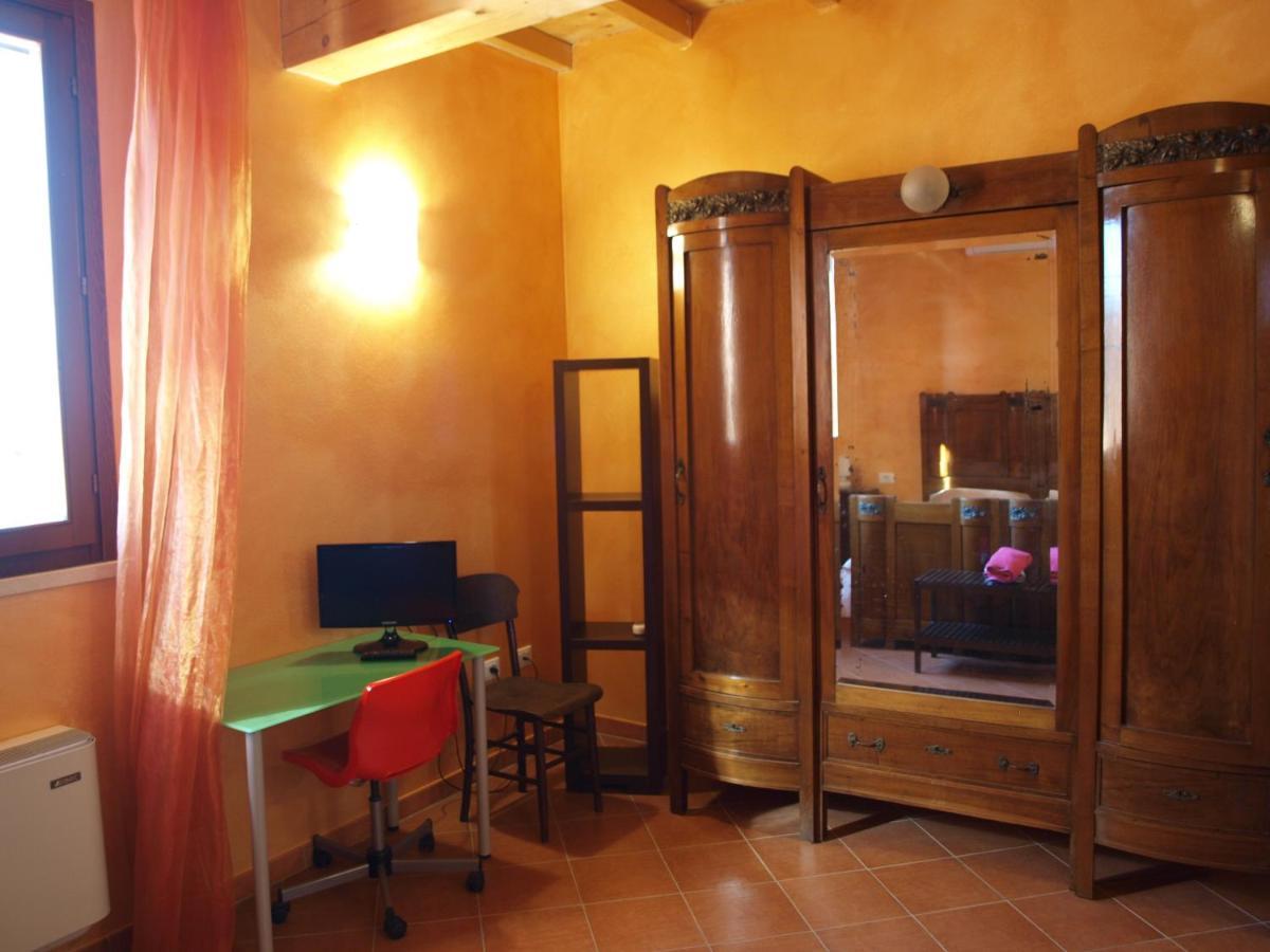 فيلا Agriturismo Il Sole Rivarolo del Re ed Uniti المظهر الخارجي الصورة