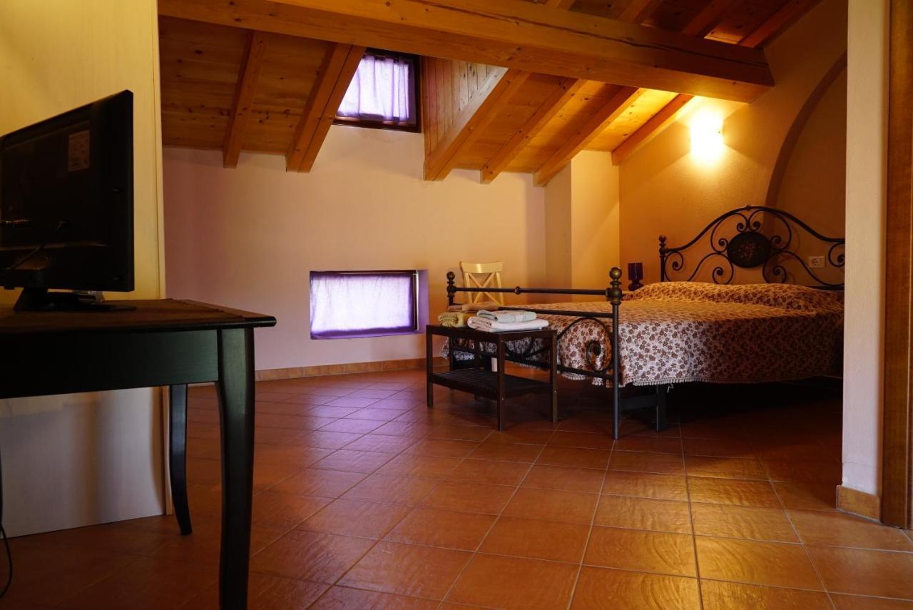 فيلا Agriturismo Il Sole Rivarolo del Re ed Uniti المظهر الخارجي الصورة